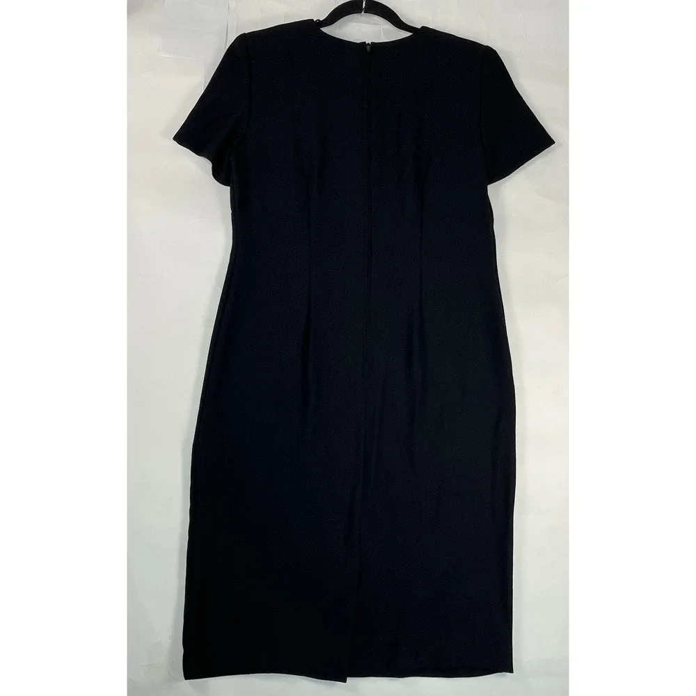 Leslie Fay Women's Black Sheath Dress Sz‎ 8P Zip Back Classic Little Black Dress